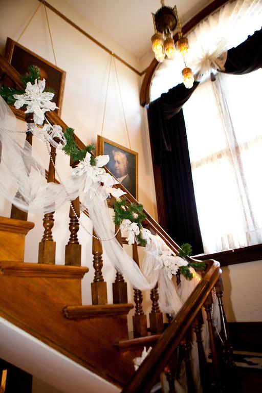 ألتون Beall Mansion An Elegant Bed & Breakfast Inn المظهر الخارجي الصورة